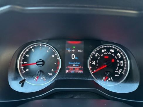 Certified 2022 Toyota RAV4 LE image 24