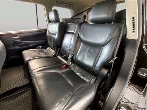 Used 2015 Lexus LX 570 4WD image 21