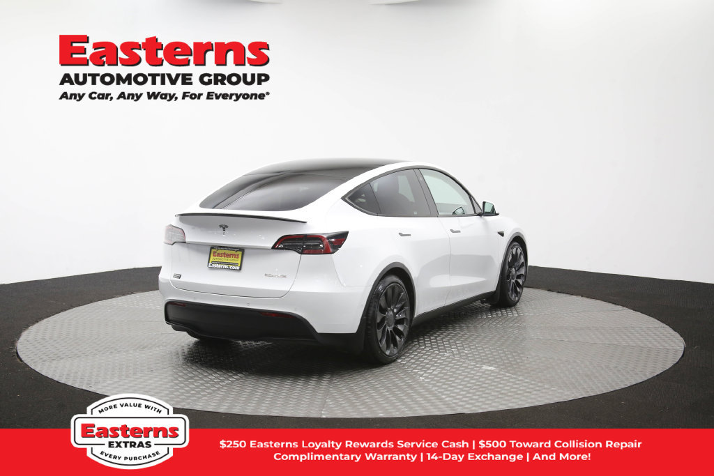Used 2022 Tesla Model Y Performance AWD/4WD image 37