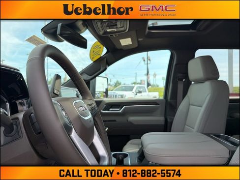 New 2026 GMC Sierra 2500 SLT w/ SLT Convenience Package AWD/4WD image 21