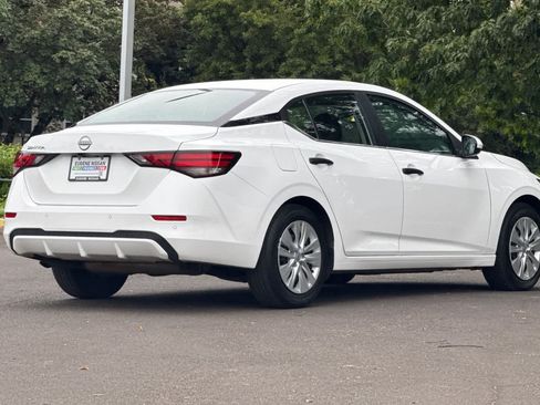 Used 2024 Nissan Sentra S FWD image 2