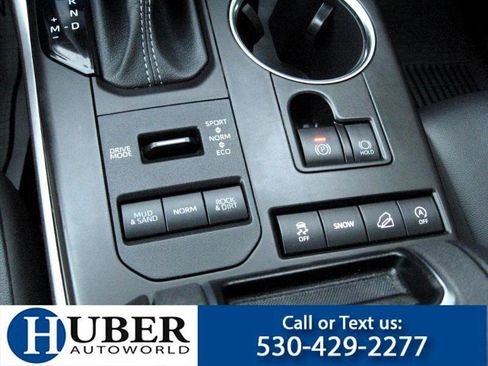 Used 2022 Toyota Highlander XLE image 9