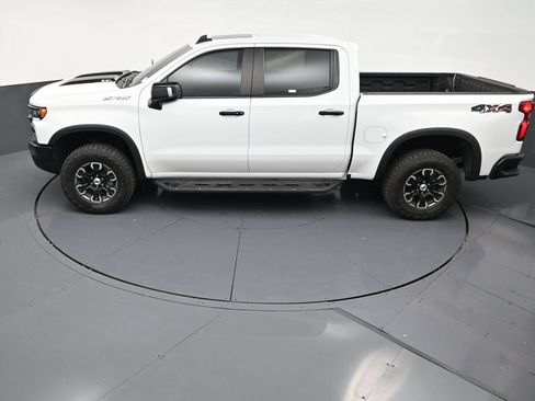 Used 2024 Chevrolet Silverado 1500 ZR2 w/ Technology Package AWD/4WD image 13
