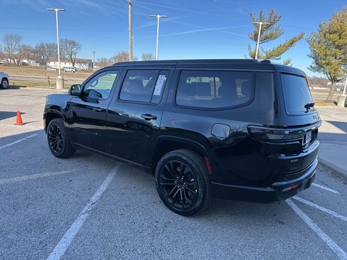 New 2026 Jeep Grand Wagoneer Summit image 22