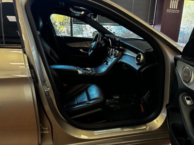 Used 2019 Mercedes-Benz C 300 4MATIC Sedan image 28