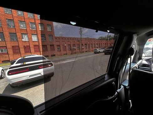 Used 2025 Chrysler Pacifica Select FWD image 20