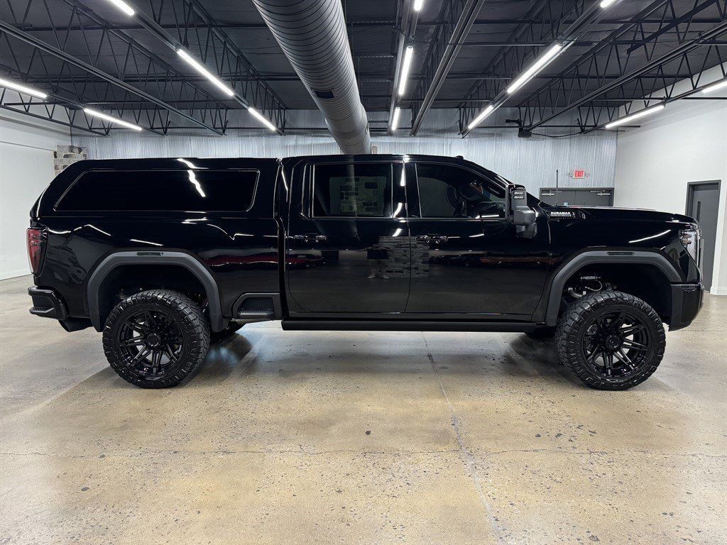 Used 2024 GMC Sierra 2500 AT4 w/ AT4 Premium Plus Package AWD/4WD image 15