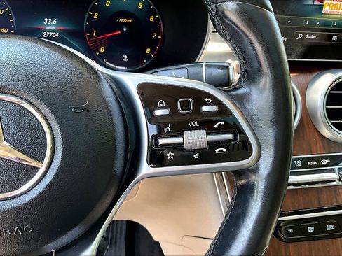 Certified 2022 Mercedes-Benz GLC 300 4MATIC w/ Driver Assistance Package image 25