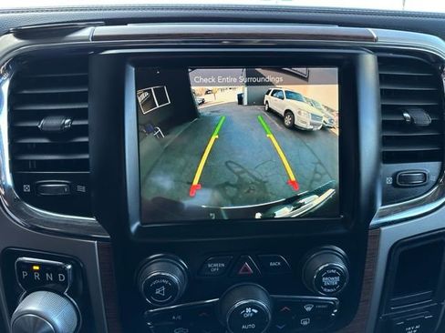 Used 2017 RAM 1500 Laramie image 19