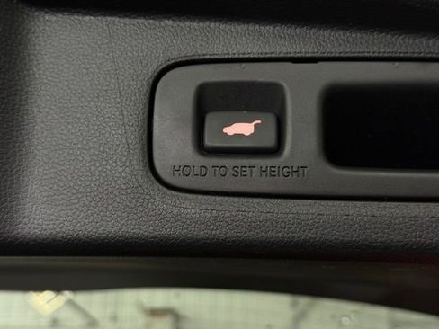 Used 2024 Honda CR-V Sport Touring image 10