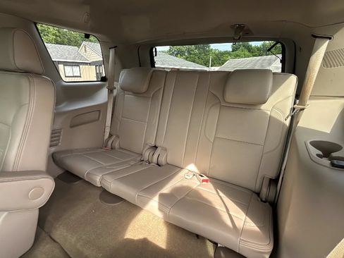 Used 2016 GMC Yukon Denali w/ Enhanced Security Package AWD/4WD image 14