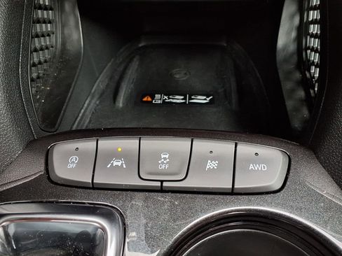 Used 2023 Chevrolet TrailBlazer RS w/ Sun and Liftgate Package AWD/4WD image 12
