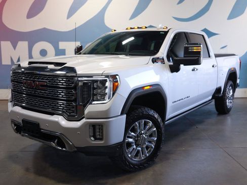 Used 2021 GMC Sierra 3500 Denali w/ Denali Ultimate Package AWD/4WD image 19