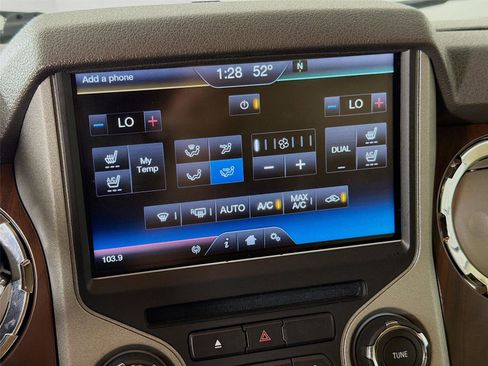 Used 2016 Ford F250 Lariat w/ Lariat Ultimate Package AWD/4WD image 18