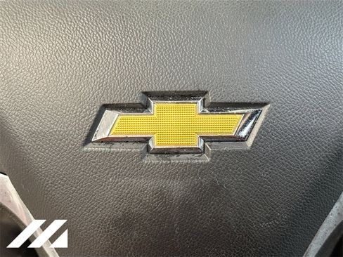 Used 2023 Chevrolet Equinox LT image 32