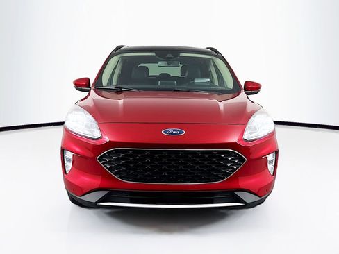 Used 2020 Ford Escape Titanium w/ Titanium Premium Package 2.0 image 2