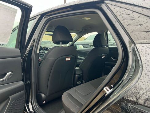 New 2026 Hyundai Elantra SE image 15