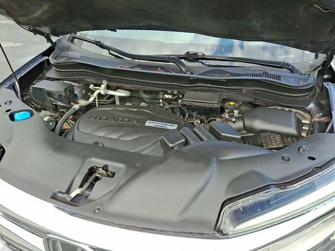Used 2020 Honda Pilot Touring image 31
