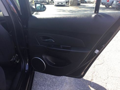 Used 2016 Chevrolet Cruze LT w/ Sun And Sound Package FWD image 31