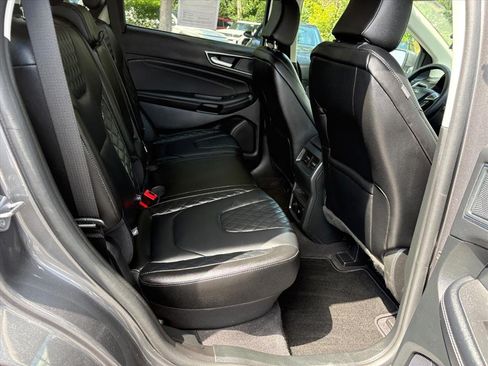 Used 2024 Ford Edge Titanium AWD/4WD image 18