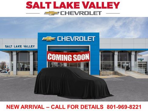 Certified 2026 Chevrolet Traverse Z71 w/ Enhanced Driving Package AWD/4WD image 1
