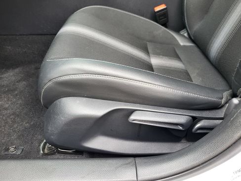 Used 2025 Honda Civic Sport image 24