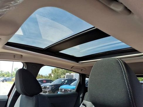 New 2026 Nissan Kicks SV w/ SV Premium Package image 12