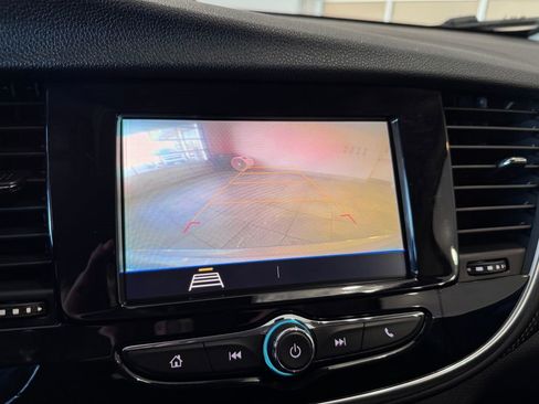 Certified 2022 Buick Encore Preferred w/ Safety Package image 19