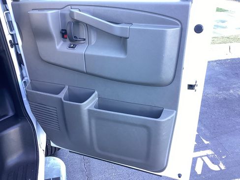 Used 2024 GMC Savana 2500 w/ Driver Convenience Package image 20