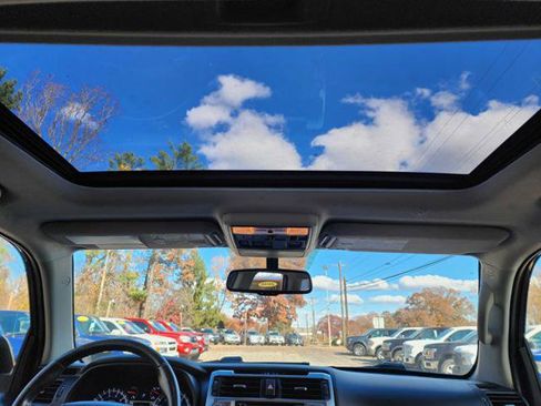 Used 2014 Toyota 4Runner Limited AWD/4WD image 28