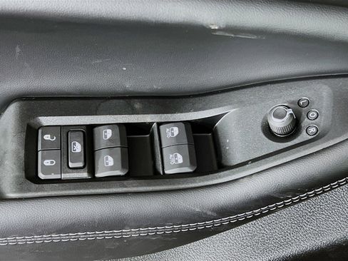 New 2025 Jeep Grand Cherokee L Altitude AWD/4WD image 20