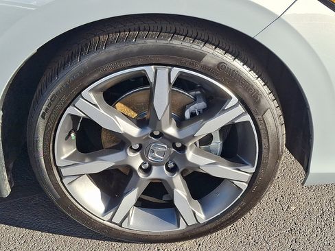 Used 2025 Honda Civic Sport image 8
