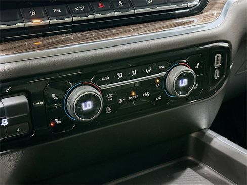 Used 2025 Chevrolet Silverado 2500 LT w/ Trail Boss Package image 16