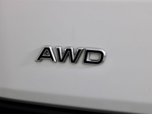 Used 2024 Ford Transit 350 XLT image 11