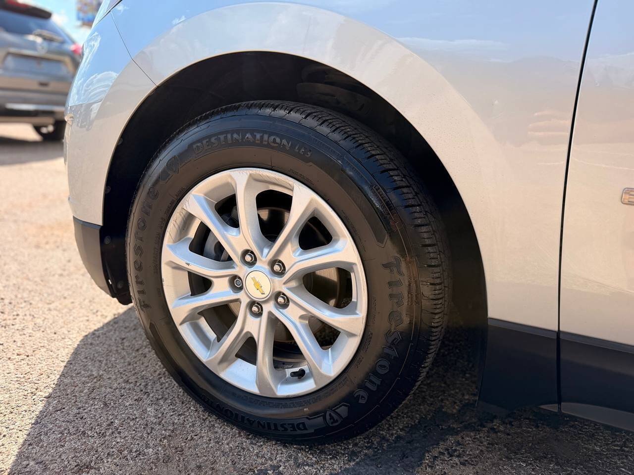Used 2019 Chevrolet Equinox LS FWD image 27