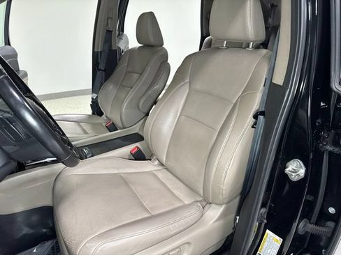 Used 2019 Honda Pilot Touring image 19