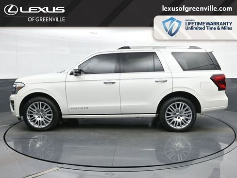 Used 2024 Ford Expedition Platinum AWD/4WD image 5
