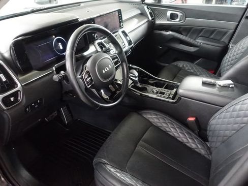 Used 2022 Kia Sorento SX FWD image 10