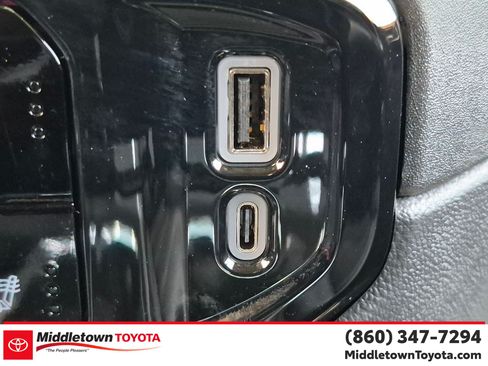 Used 2025 Chevrolet Silverado 1500 LT Trail Boss w/ LT Trail Boss Premium Package AWD/4WD image 27