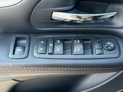 Used 2019 Dodge Grand Caravan GT image 21