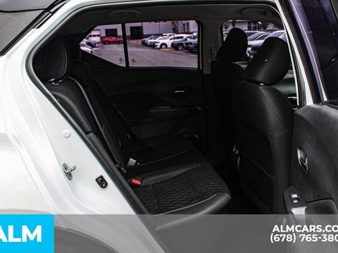 Used 2023 Nissan Kicks SV FWD image 18