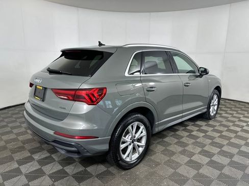 Used 2025 Audi Q3 2.0T Premium image 3