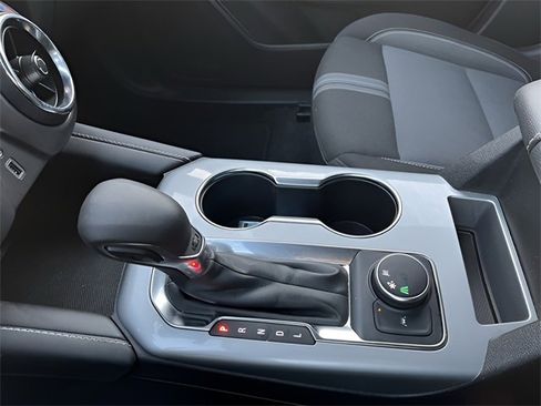 Used 2025 Chevrolet Blazer LT image 21