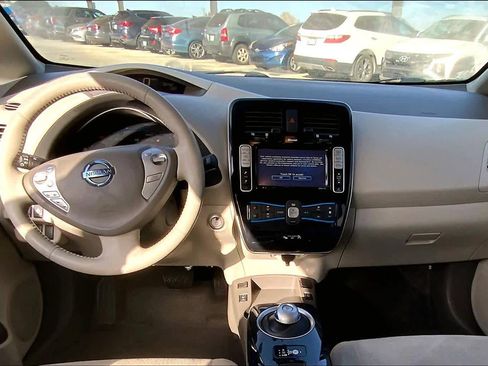 Used 2012 Nissan Leaf SL image 15