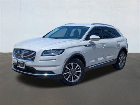 Certified 2022 Lincoln Nautilus FWD w/ Premium Package image 1