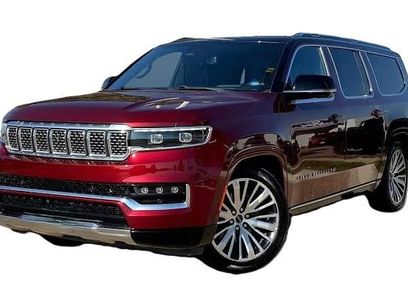 Used 2024 Jeep Wagoneer Series II w/ Flexible Seating Group