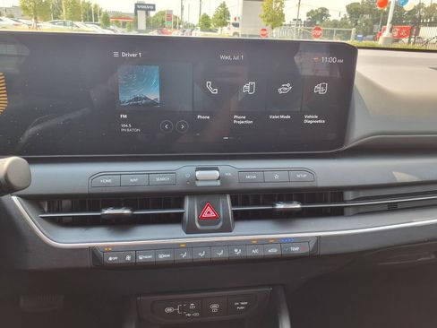 Used 2025 Kia K4 FWD image 25