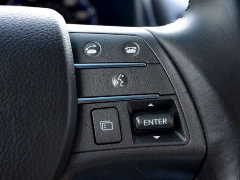 Used 2012 Lexus HS 250h image 32