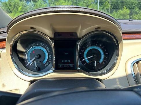 Used 2010 Buick LaCrosse CXL w/ Luxury Package FWD image 23