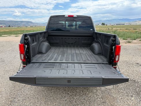 Used 2019 Ford F150 Lariat w/ Equipment Group 502A Luxury AWD/4WD image 7